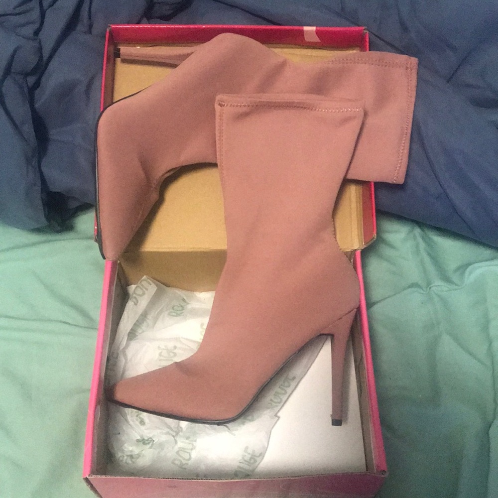 Summer Clearout 10$ Sale!Pink booties